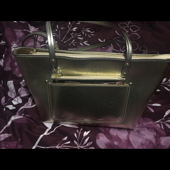 Liz Claiborne Purse - Picture 4 of 12